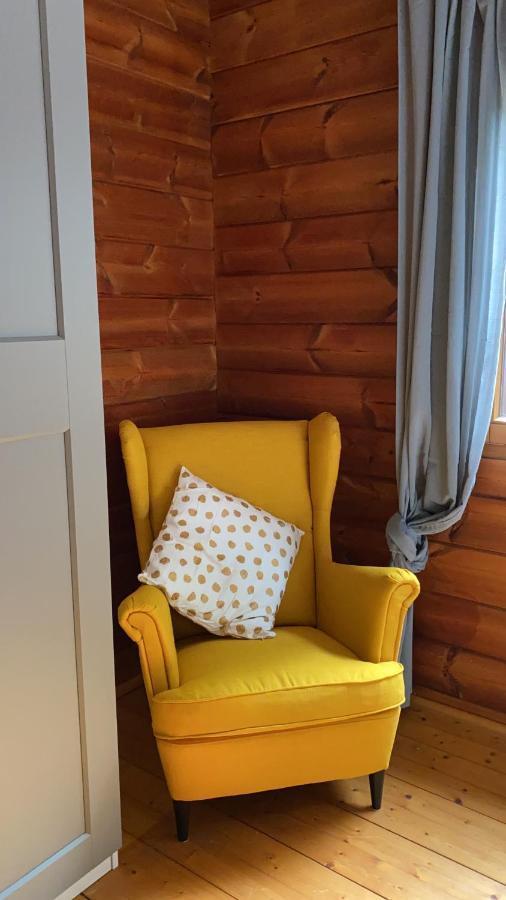 Gemuetliches Holzhaus In Idyllischer Lage Ruppichteroth Bagian luar foto