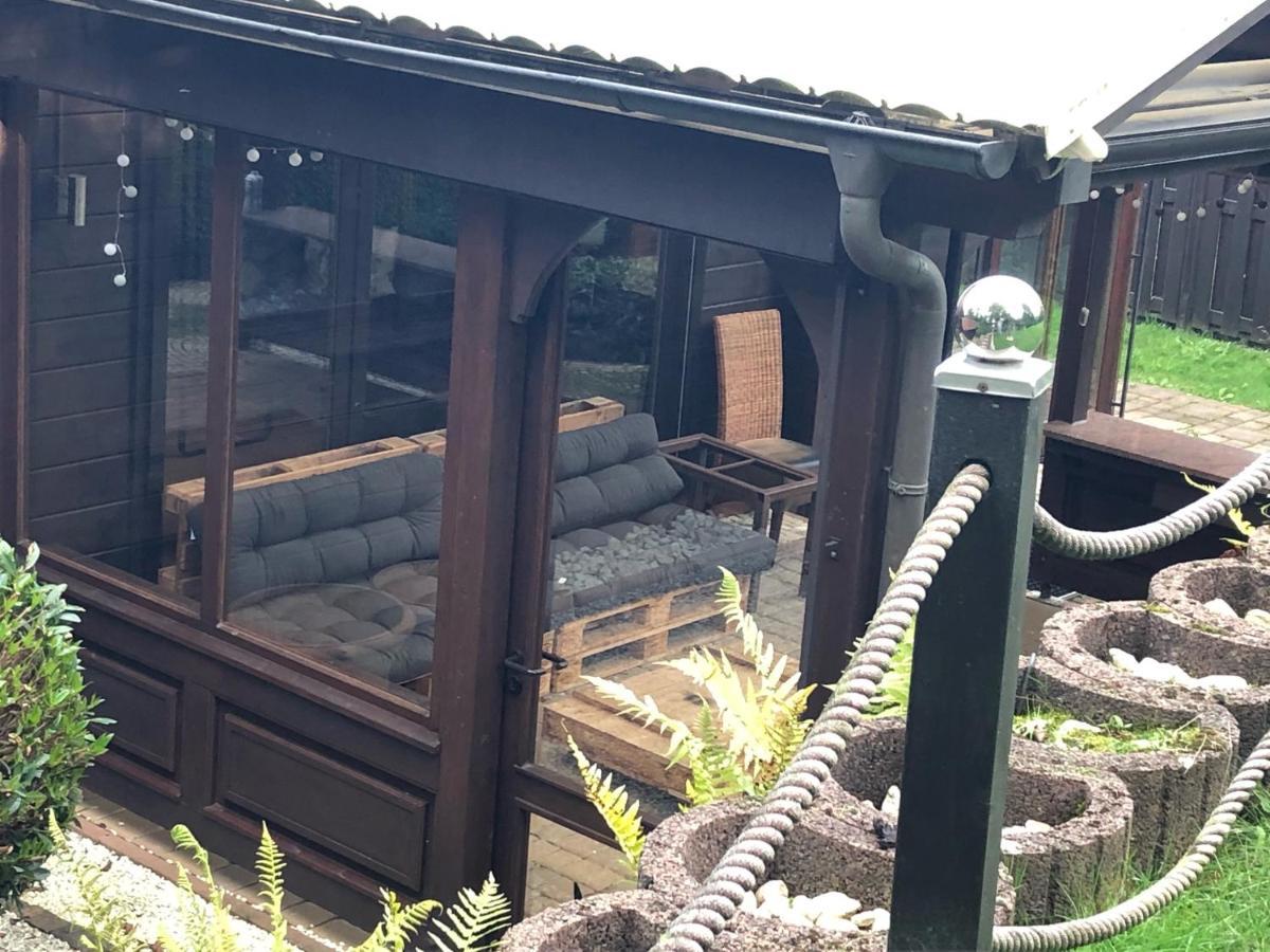 Gemuetliches Holzhaus In Idyllischer Lage Ruppichteroth Bagian luar foto